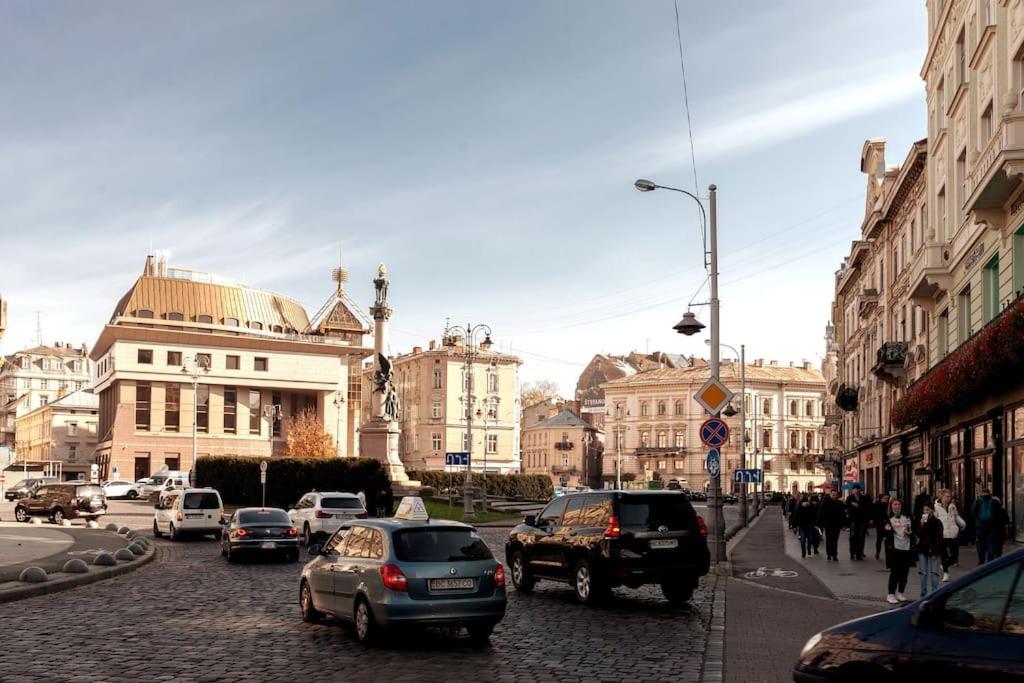 Apartment On Kopernyka Street 5 Lviv Buitenkant foto